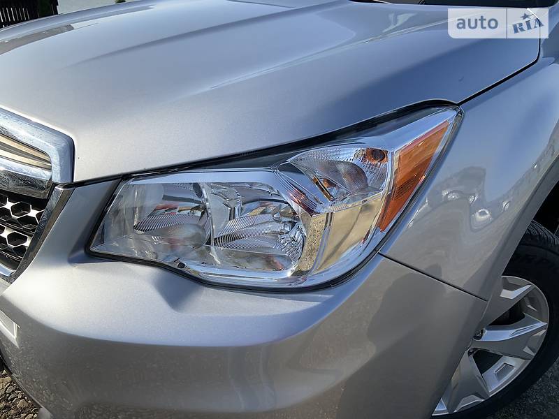 Позашляховик / Кросовер Subaru Forester 2015 в Чернівцях