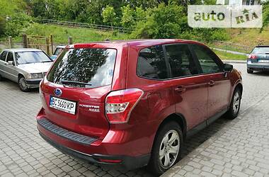 Позашляховик / Кросовер Subaru Forester 2015 в 
