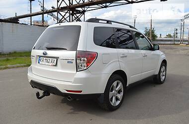 Внедорожник / Кроссовер Subaru Forester 2012 в Киеве