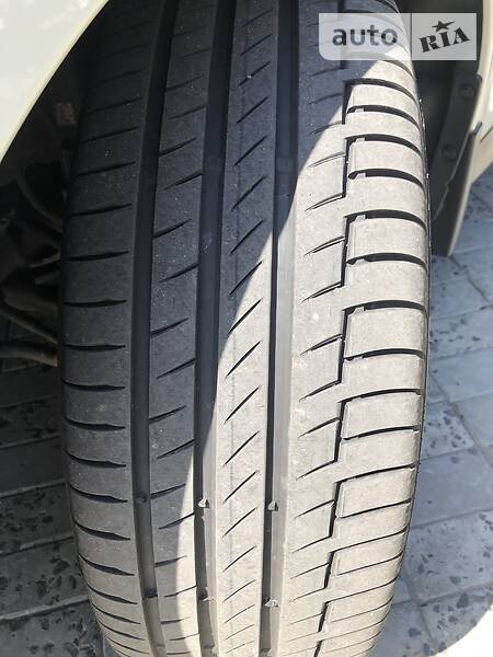 Позашляховик / Кросовер Subaru Forester 2016 в Харкові