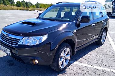 Позашляховик / Кросовер Subaru Forester 2010 в 
