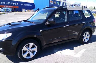 Позашляховик / Кросовер Subaru Forester 2010 в 