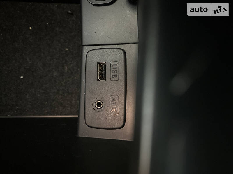 Позашляховик / Кросовер Subaru Forester 2014 в Києві