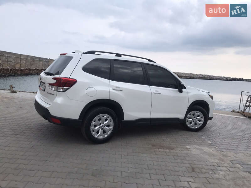 Внедорожник / Кроссовер Subaru Forester 2018 в Ужгороде