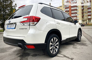 Внедорожник / Кроссовер Subaru Forester 2019 в Днепре