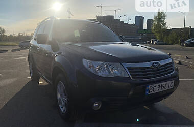 Внедорожник / Кроссовер Subaru Forester 2008 в Киеве