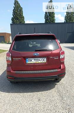 Внедорожник / Кроссовер Subaru Forester 2014 в Киеве