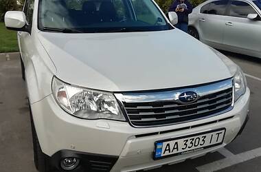 Позашляховик / Кросовер Subaru Forester 2008 в Києві