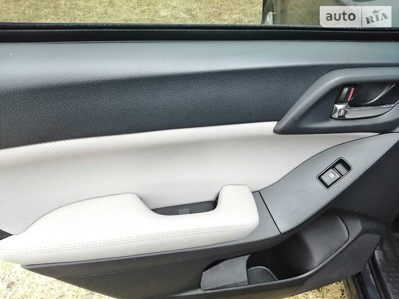 Внедорожник / Кроссовер Subaru Forester 2014 в Харькове