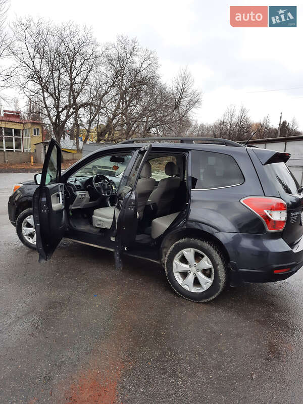 Внедорожник / Кроссовер Subaru Forester 2014 в Каменец-Подольском