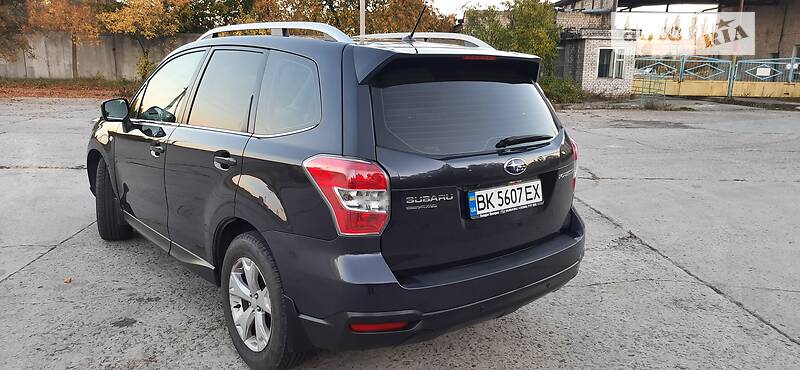 Позашляховик / Кросовер Subaru Forester 2013 в Вараші