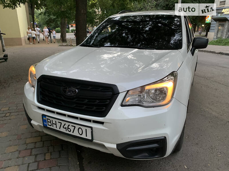 Позашляховик / Кросовер Subaru Forester 2017 в Одесі