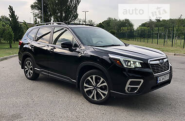 Внедорожник / Кроссовер Subaru Forester 2019 в 