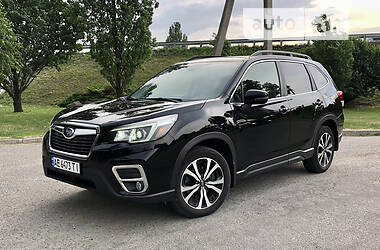 Внедорожник / Кроссовер Subaru Forester 2019 в 