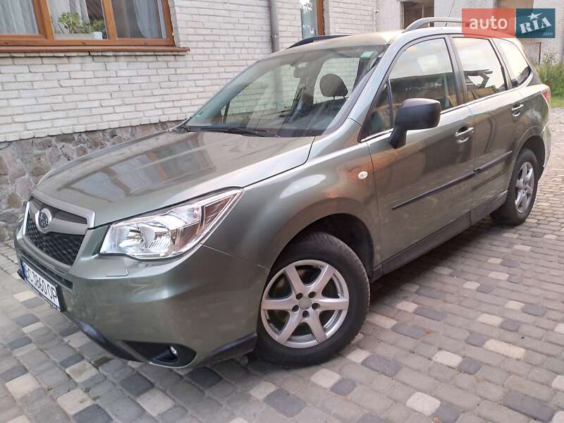 Внедорожник / Кроссовер Subaru Forester 2013 в Ходорове