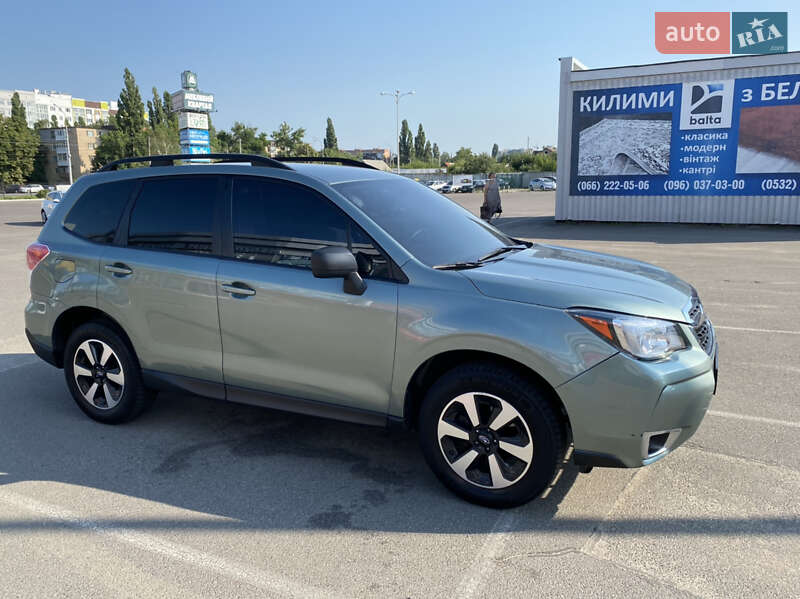 Внедорожник / Кроссовер Subaru Forester 2017 в Полтаве