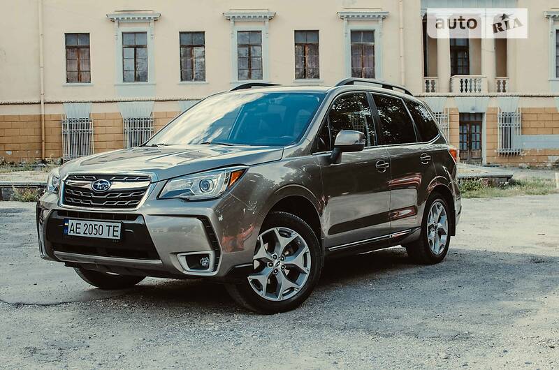 Внедорожник / Кроссовер Subaru Forester 2017 в Днепре