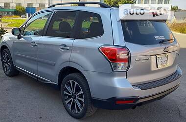 Внедорожник / Кроссовер Subaru Forester 2016 в Черкассах