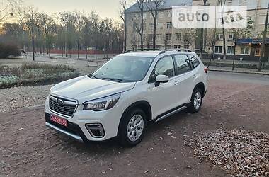 Позашляховик / Кросовер Subaru Forester 2020 в Києві