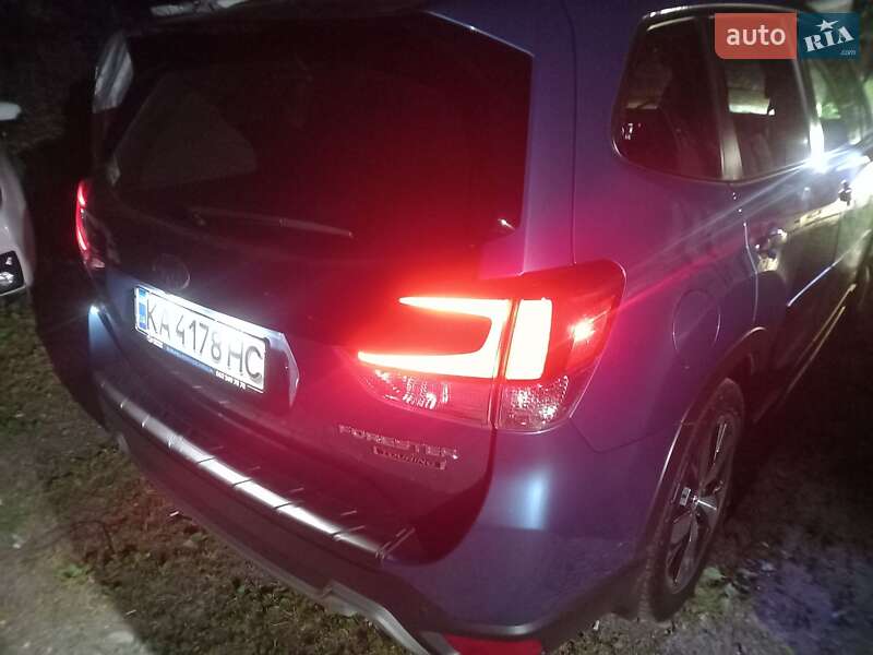 Внедорожник / Кроссовер Subaru Forester 2018 в Киеве