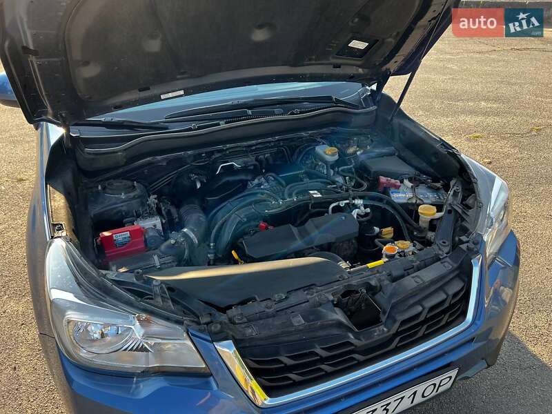 Внедорожник / Кроссовер Subaru Forester 2016 в Днепре