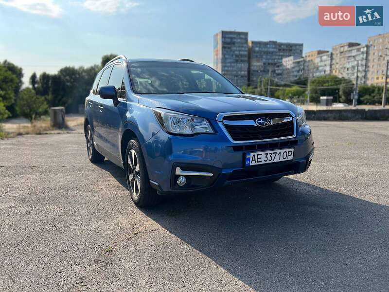 Внедорожник / Кроссовер Subaru Forester 2016 в Днепре