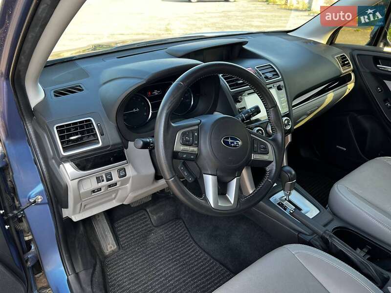 Внедорожник / Кроссовер Subaru Forester 2016 в Днепре