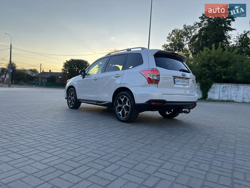 Позашляховик / Кросовер Subaru Forester 2015 в Житомирі