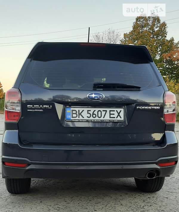 Позашляховик / Кросовер Subaru Forester 2013 в Вараші