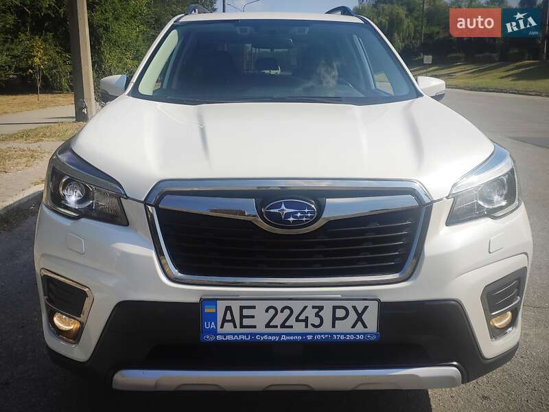 Позашляховик / Кросовер Subaru Forester 2018 в Києві