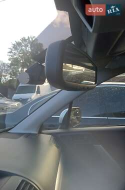 Внедорожник / Кроссовер Subaru Forester 2014 в 