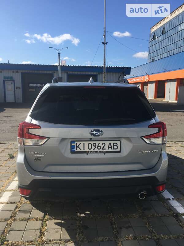 Внедорожник / Кроссовер Subaru Forester 2022 в Киеве