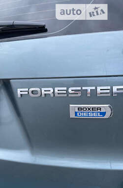 Внедорожник / Кроссовер Subaru Forester 2011 в Черновцах
