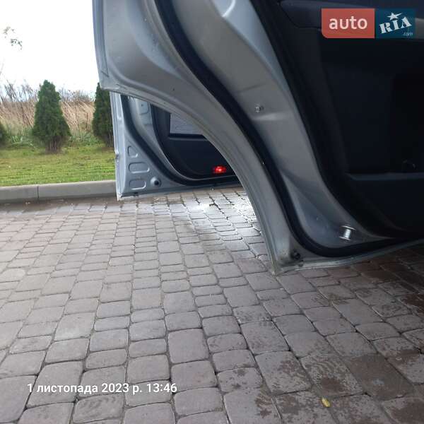 Позашляховик / Кросовер Subaru Forester 2009 в Львові фото 12 Позашляховик / Кросовер Subaru Forester 2009 в Львові