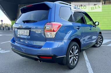 Внедорожник / Кроссовер Subaru Forester 2017 в 