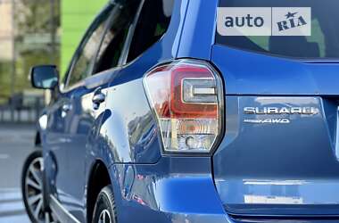 Внедорожник / Кроссовер Subaru Forester 2017 в 