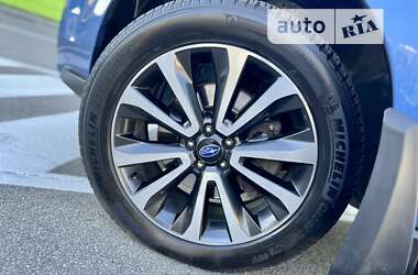 Внедорожник / Кроссовер Subaru Forester 2017 в 