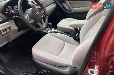 Внедорожник / Кроссовер Subaru Forester 2017 в 