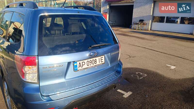 Внедорожник / Кроссовер Subaru Forester 2010 в Днепре