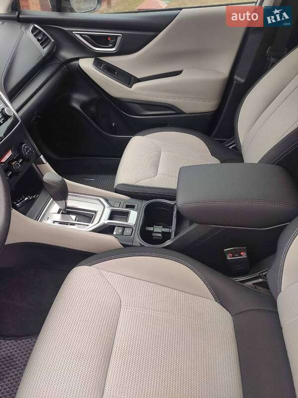 Позашляховик / Кросовер Subaru Forester 2019 в Тернополі