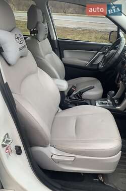 Внедорожник / Кроссовер Subaru Forester 2014 в Самборе