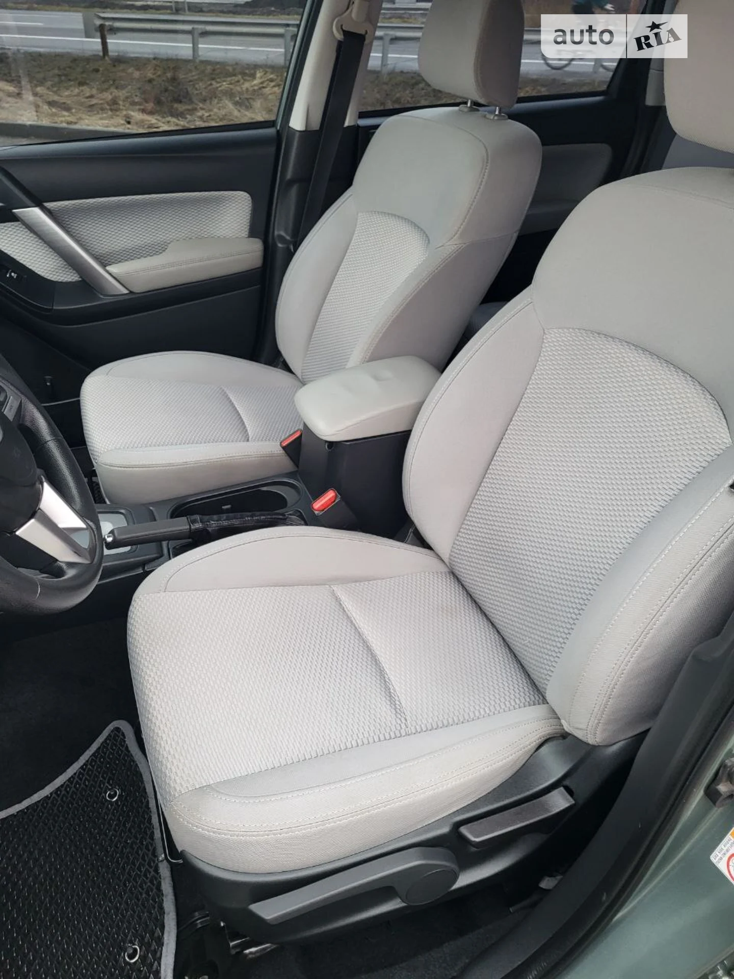 2017 Subaru Forester - мініатюра 15