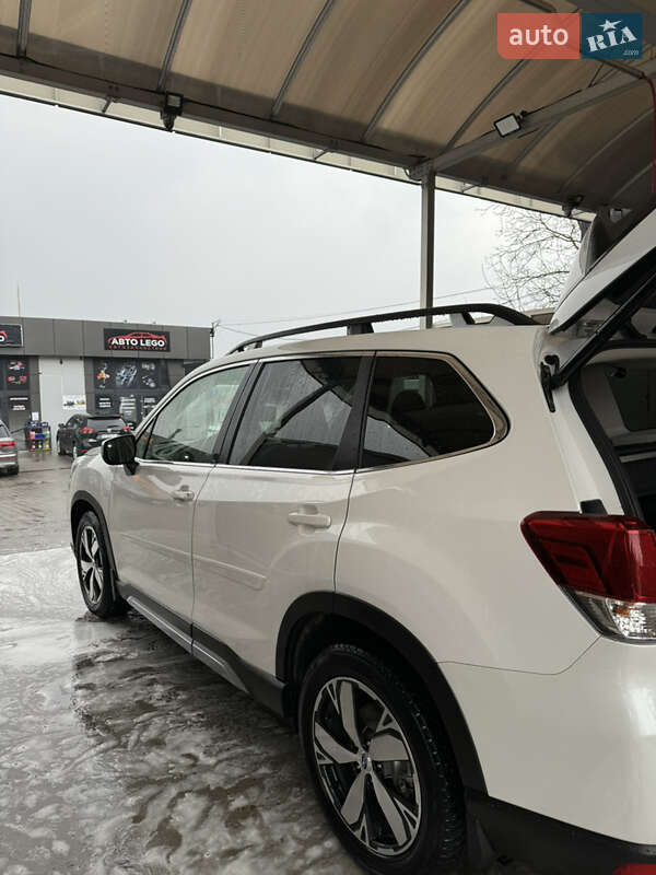 Позашляховик / Кросовер Subaru Forester 2020 в Тернополі