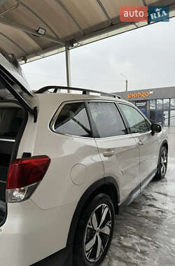 Внедорожник / Кроссовер Subaru Forester 2020 в Тернополе