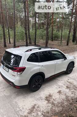 Позашляховик / Кросовер Subaru Forester 2019 в Вараші