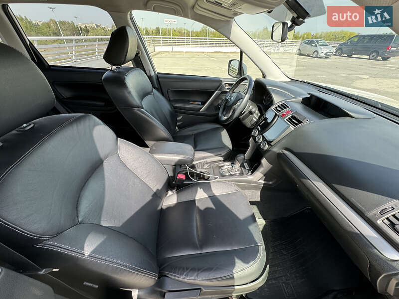 Внедорожник / Кроссовер Subaru Forester 2013 в Киеве