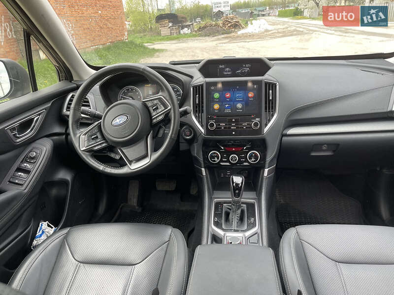 Внедорожник / Кроссовер Subaru Forester 2020 в Львове