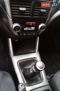 Внедорожник / Кроссовер Subaru Forester 2011 в 