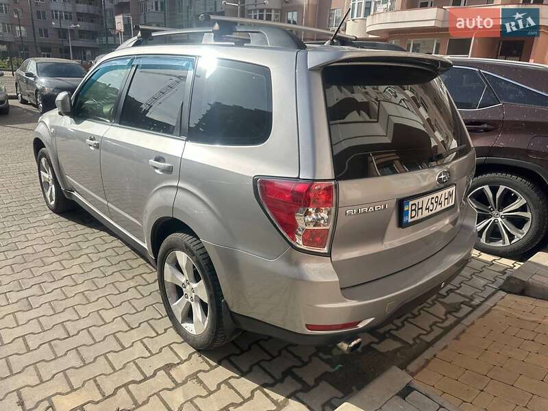 Внедорожник / Кроссовер Subaru Forester 2010 в Одессе