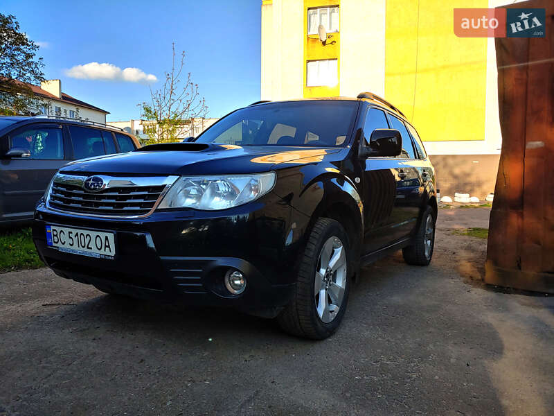 Внедорожник / Кроссовер Subaru Forester 2010 в Сокале